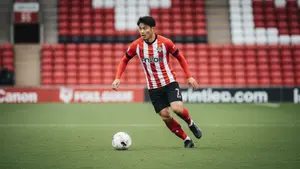 Southampton wycenia obrońcę na 7 mln euro. PSV i Celtic walczą o reprezentanta Japonii