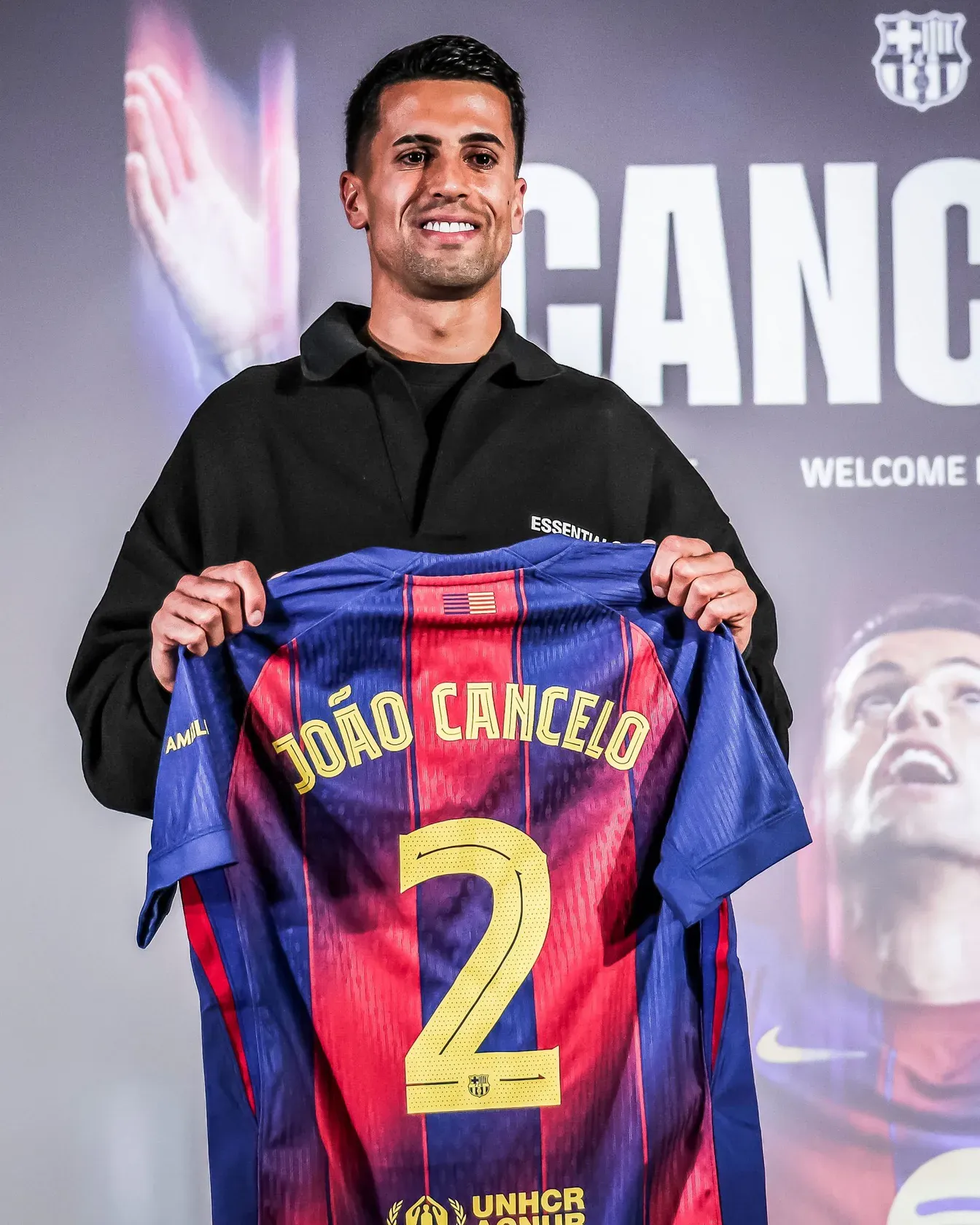 Transferowa saga dobiega końca. Joao Cancelo podjął ostateczną decyzję w sprawie przyszłości