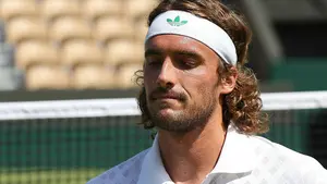 Tsitsipas uderza w ATP. Grek żąda większych pieniędzy za morderczy terminarz
