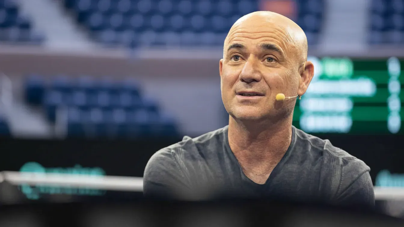 Tylko jeden gracz z jego ery dorównałby Sinnerowi i Djokovicowi. Agassi wskazał nazwisko