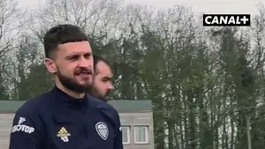 U Marcelo Bielsy liczyło się tylko boisko. W "Klich. Poza schematem" poznacie lepiej metody byłego trenera Leeds Oglądaj