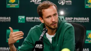 Ucieczka z Dubaju pod ostrzałem. Daniil Medvedev ujawnia kulisy dramatycznej nocy