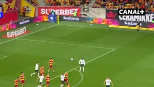Uciekł rywalom kajetan szmyt! Jagiellonia prowadzi ze Śląskiem!