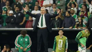 Valencia blisko zatrudnienia trenera. Javier Aguirre ma przejąć stery na Mestalla