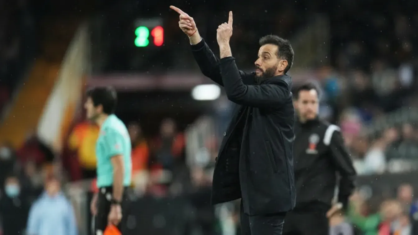 Valencia porozumiała się z Liverpoolem. Pomocnik z Premier League zmienia barwy