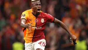 Victor Osimhen o krok od Juventusu. De Laurentiis zablokował ruch