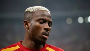 Victor Osimhen trafi do Londynu? Napastnik podjął decyzję w sprawie Arsenalu