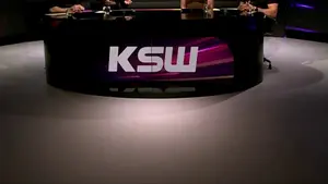 Walka mistrzowska kobiet w ksw! Co sądzi o tym główna bohaterka – Wiktoria Czyżewska? Magazyn Bez Gardy trwa na naszym Y