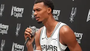 Wembanyama z 77 proc. głosów na MVP. GMs wybrali też najlepszego gracza poza NBA