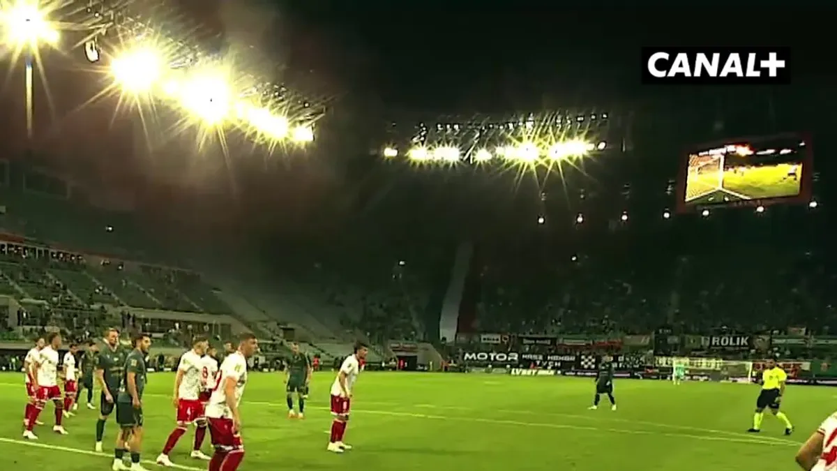 Widzew Łódź jeszcze nie wyczerpał limitu pecha w tym meczu! Steve Kapuadi i gol samobójczy! Oglądaj: