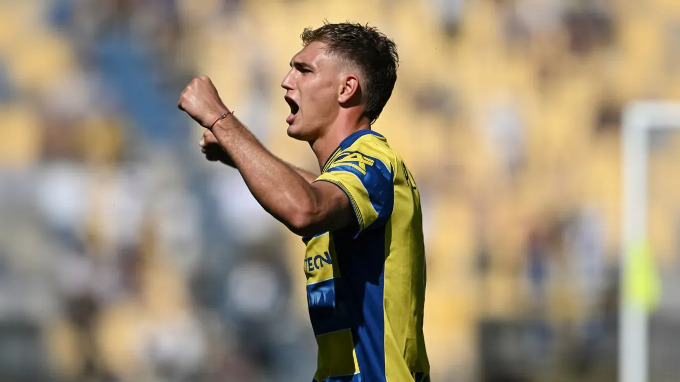 Wielka bitwa o argentyńskiego snajpera. Anglicy wykładają miliony, Włosi bez szans