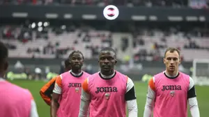 Wielka czystka w Lorient. Ośmiu piłkarzy pakuje walizki, w tym gwiazda reprezentacji Senegalu