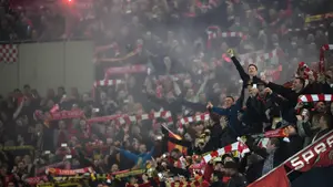 Wielka okazja za 20 milionów funtów. Giganci Premier League ruszyli po wszechstronnego Holendra
