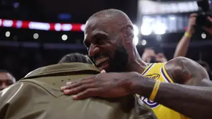 Wielki plan Golden State Warriors. LeBron James i Anthony Davis mogą zagrać w jednym zespole