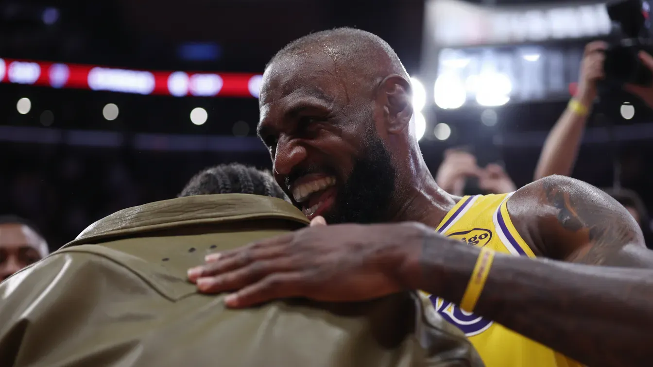 Wielki plan Golden State Warriors. LeBron James i Anthony Davis mogą zagrać w jednym zespole