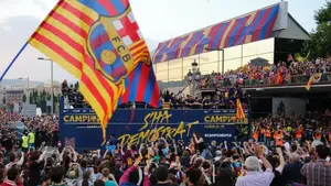 Barcelona zarobi na piłkarzu, którego już nie ma. Bayern może pomóc