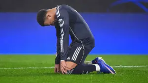 Wielki spór w Madrycie o zdrowie gwiazdy. Mbappe wyjechał z Hiszpanii szukać ratunku