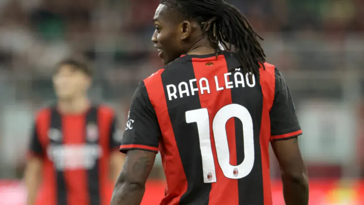 Wielki transfer wisi na włosku. Gwiazda Milanu może trafić do Premier League