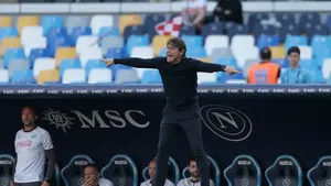 Wielkie trzęsienie ziemi w Serie A. Conte odchodzi, Sarri ma dwie potężne oferty