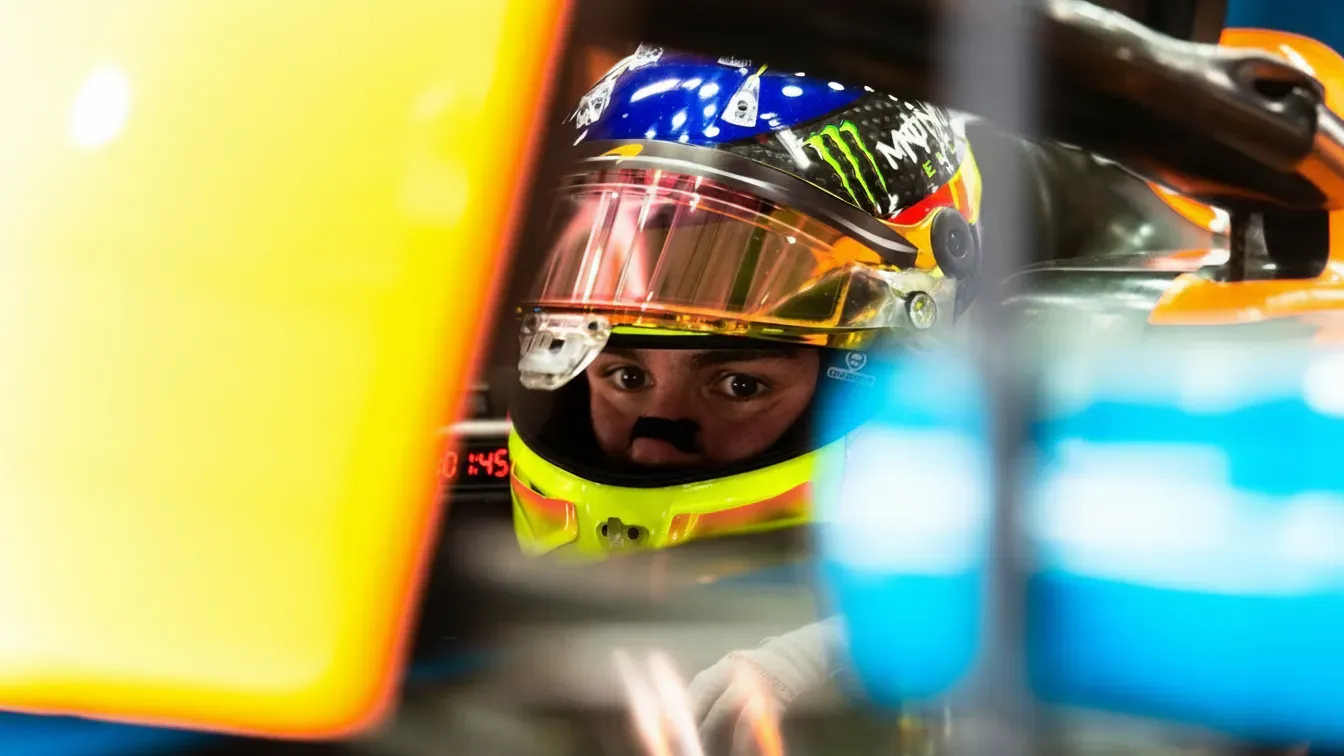 Włoch zachwycił w Barcelonie i idzie za ciosem. Kolejny zespół F1 daje mu szansę