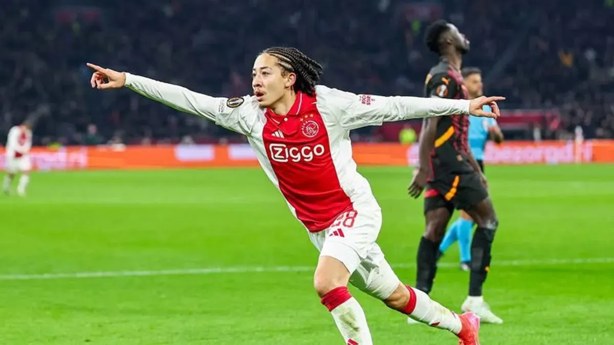 Włosi dopięli swego. Talent Ajaksu Amsterdam ląduje w Serie A