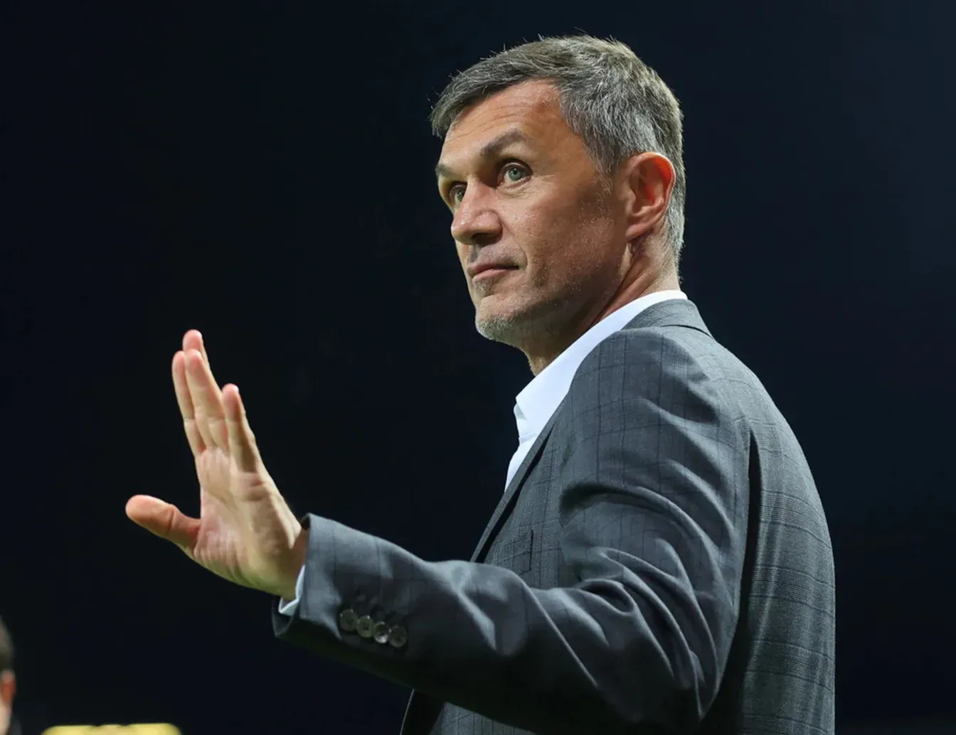 Włosi ruszają po trenerskie potęgi. Paolo Maldini potwierdza sensacyjne rozmowy