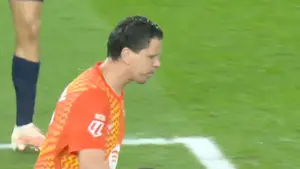 Wojciech Szczęsny z fatalnym błędem w meczu Barcelony. Zobacz gola Racingu [WIDEO]