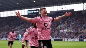 Wolverhampton wykłada miliony na stół. Zaskakujący kierunek transferu z Ligue 1