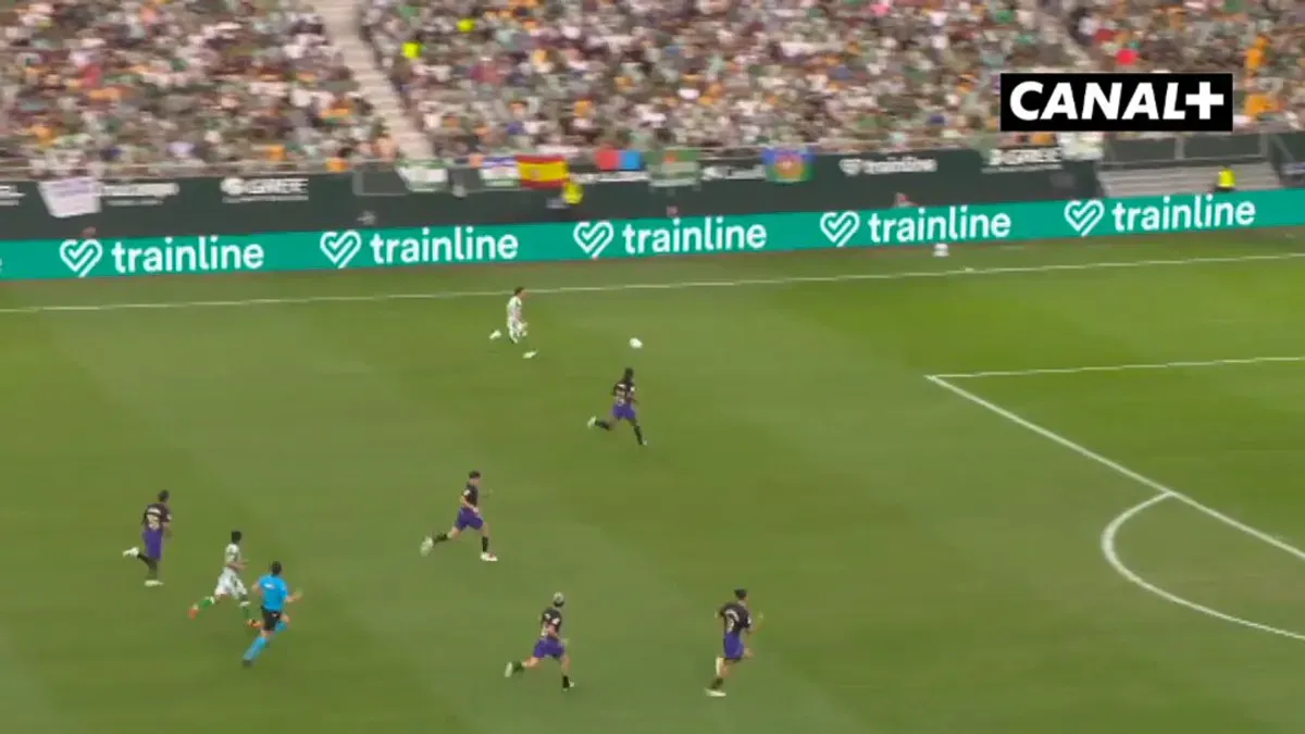 Wow! To mogło być trafienie sezonu w la liga. ale VAR anulował gola!