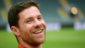 Xabi Alonso stawia twarde warunki. Chce trzech konkretnych piłkarzy w Liverpoolu