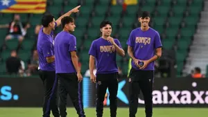 Xavi Espart doceniony przez Hansiego Flicka. 19-latek z nowym numerem w Barcelonie