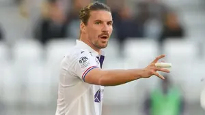 Yannick Cahuzac nowym trenerem RC Lens. „Nie czuję się jeszcze numerem jeden”