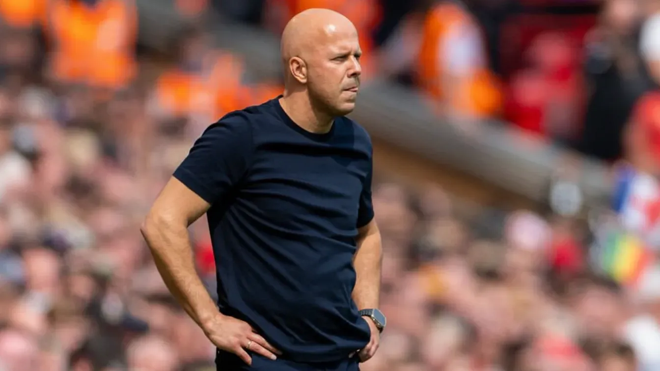 Zaskakująca decyzja Arne Slota. Fulham chciało hitu, ale Holender ma inny plan