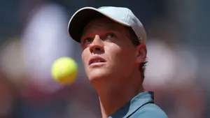 Zaskakująca decyzja Jannika Sinnera. Włoch ryzykuje obronę tytułu na kortach Wimbledonu