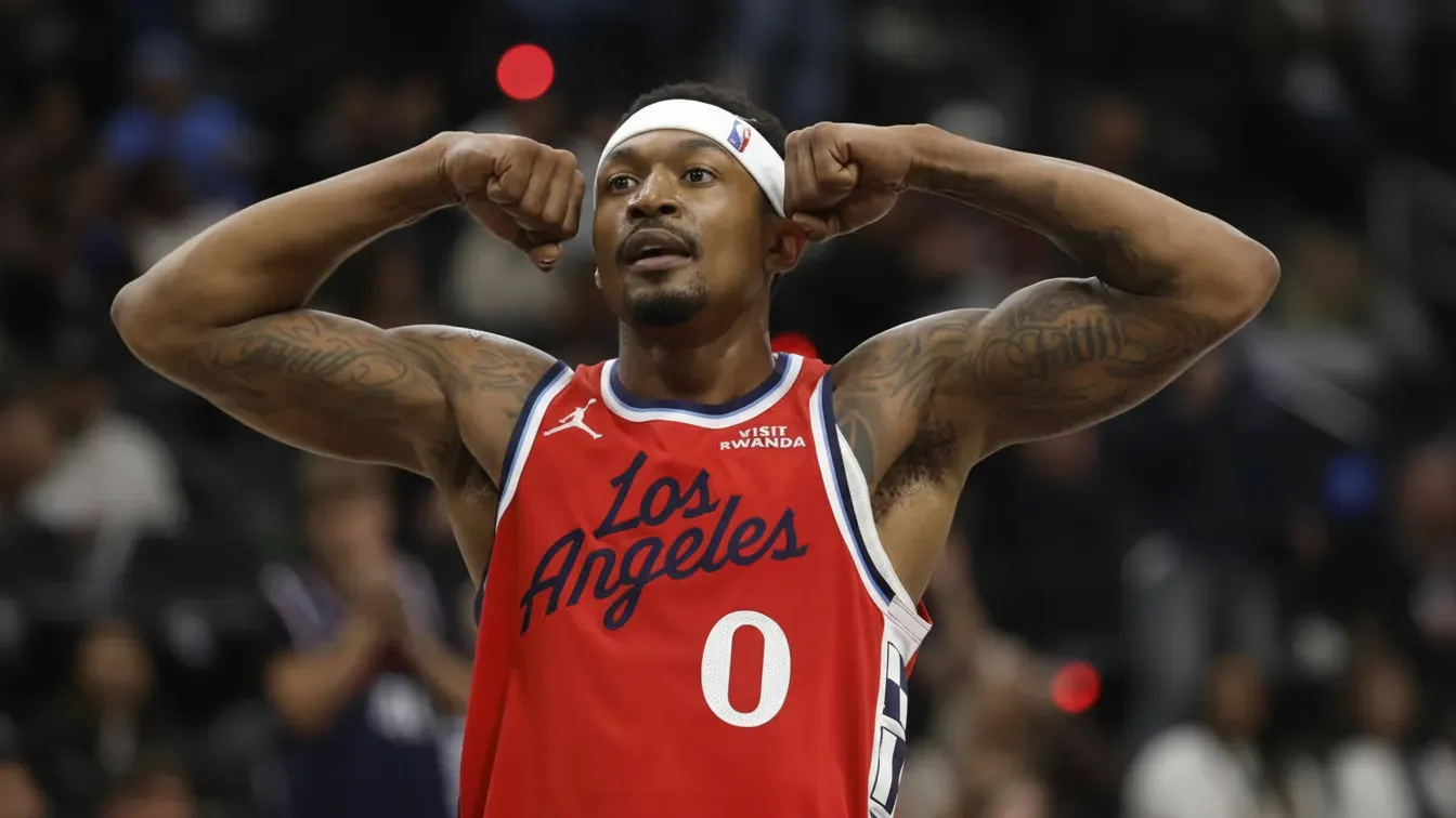 Zaskakujące kulisy kontraktu Bradleya Beala. Los Angeles Clippers zabezpieczyli się przed ryzykiem