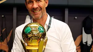 Zaskakujący powrót do Europy. Znany dyrektor sportowy rozwiązuje kontrakt w Arabii Saudyjskiej