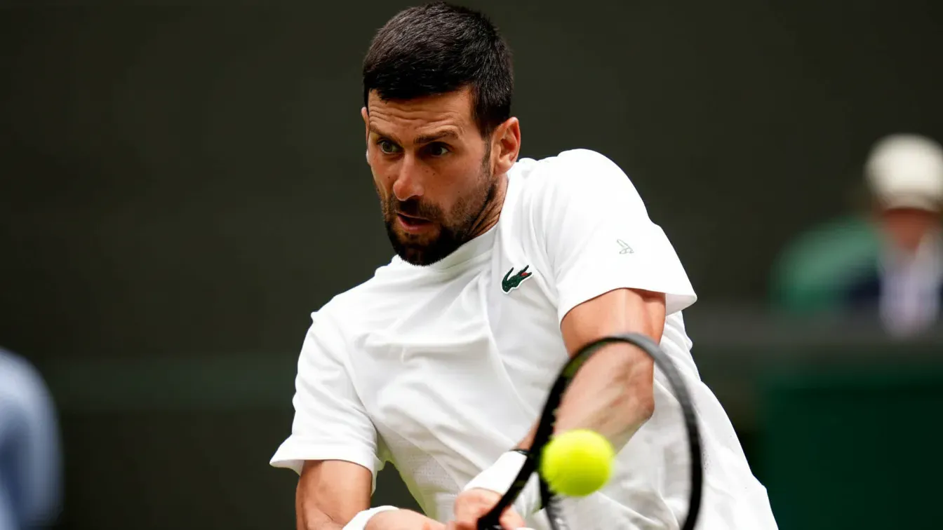 Zaskakujący ruch Djokovicia na Wimbledonie. Serb wezwał na pomoc gracza z drugiej tysiąca rankingu