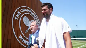 Zaskakujący ruch Djokovicia przed Wimbledonem. Wybrał nietypowego partnera do treningu