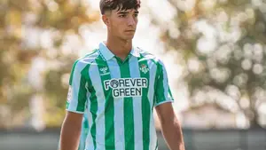 Zaskakujący ruch hiszpańskiego talentu. Carlos Reina opuszcza Real Betis i przenosi się do Portugalii