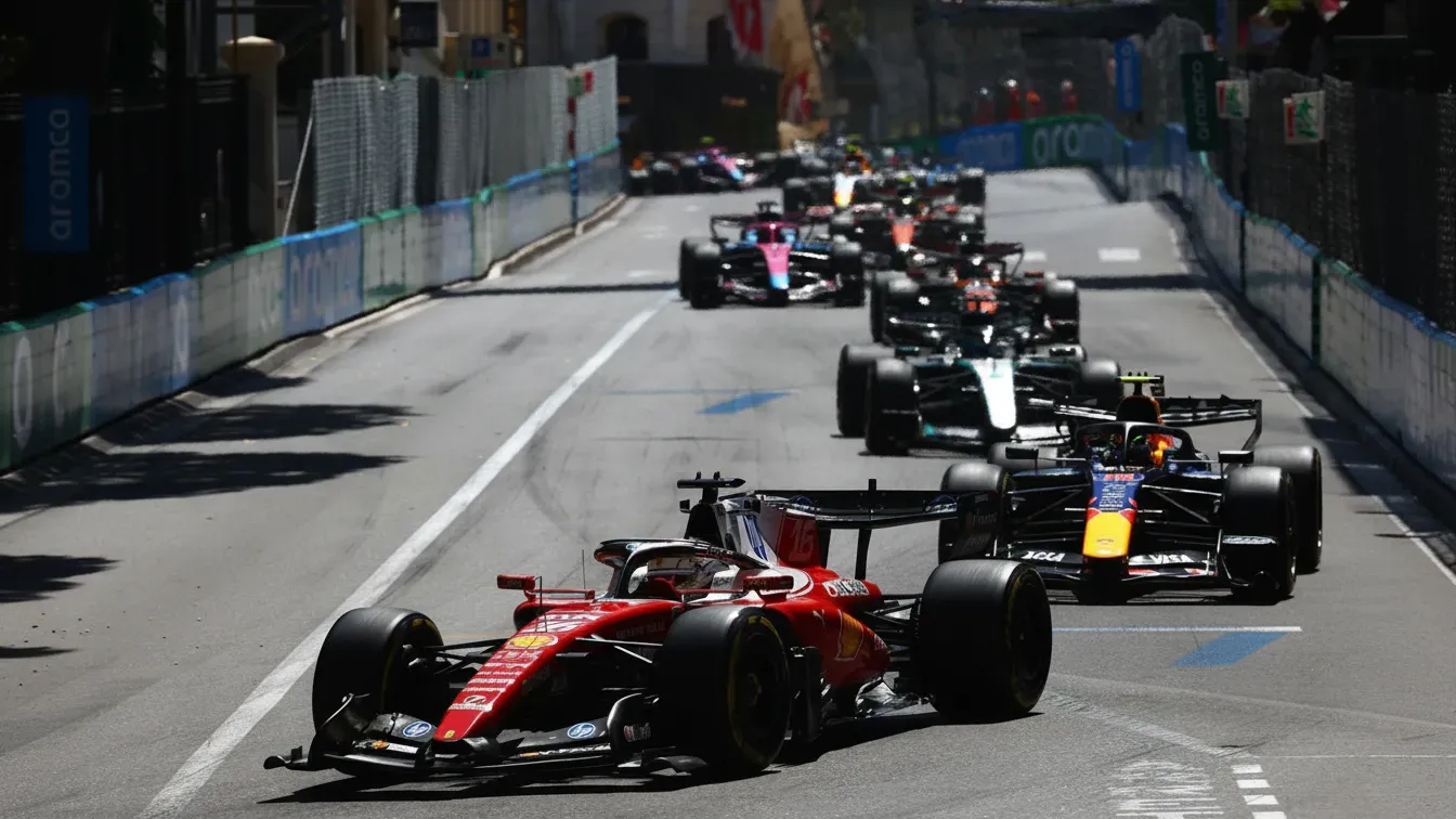 Zaskakujący werdykt FIA wstrząsnął padokiem. Ferrari i Audi już korzystają z tajnej furtki