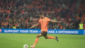Zaskakujący zwrot w Londynie. Gwiazda Liverpoolu na celowniku rywala z Premier League