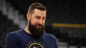 Zaskakujący zwrot w sprawie Jonasa Valanciunasa. Los Angeles Lakers wkraczają do gry