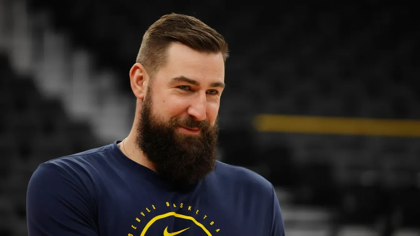 Zaskakujący zwrot w sprawie Jonasa Valanciunasa. Los Angeles Lakers wkraczają do gry
