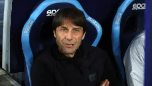 Zaskakujący zwrot w sprawie przyszłości Conte. Napoli podjęło ryzykowną decyzję