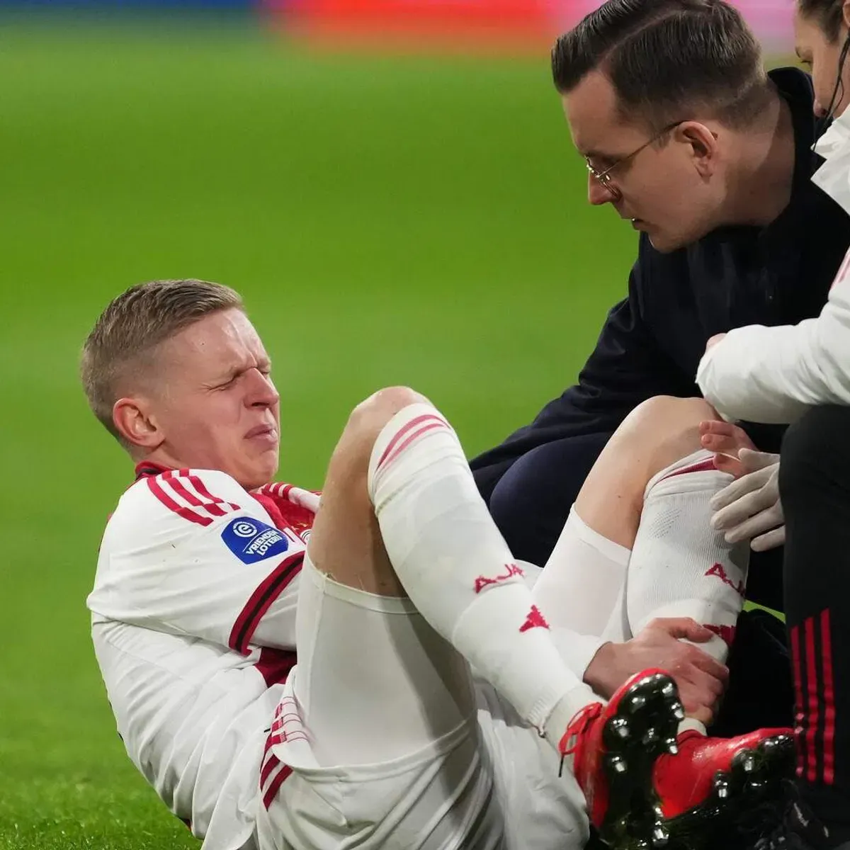 Zinchenko wypada z gry na pół roku. Poważna kontuzja w Ajaksie