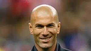 Zinedine Zidane podjął kluczową decyzję. Wiadomo, jaką reprezentację obejmie legendarny Francuz