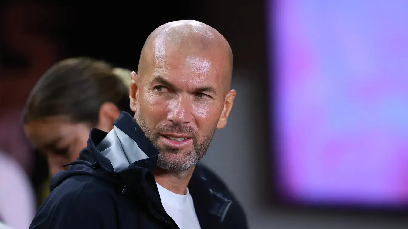 Zinedine Zidane podjął ostateczną decyzję. Legenda wraca na ławkę trenerską