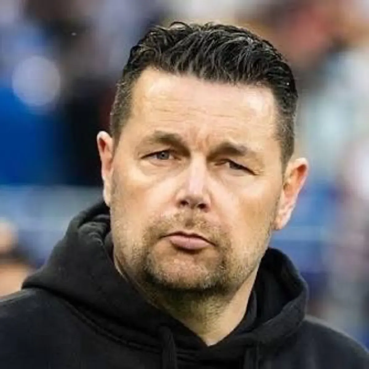 Zostanie w klubie mimo oferty mistrza. Pierre Sage uciął spekulacje transferowe