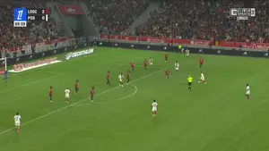 Zrobili tooooo! Vitinha najpierw popisał się cudownym trafieniem, a później zaliczył asystę! PSG wydarło remis w ostatni