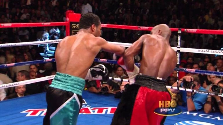 Floyd Mayweather ogłasza, że jego następna walka odbędzie się na lądowisku dla helikopterów
